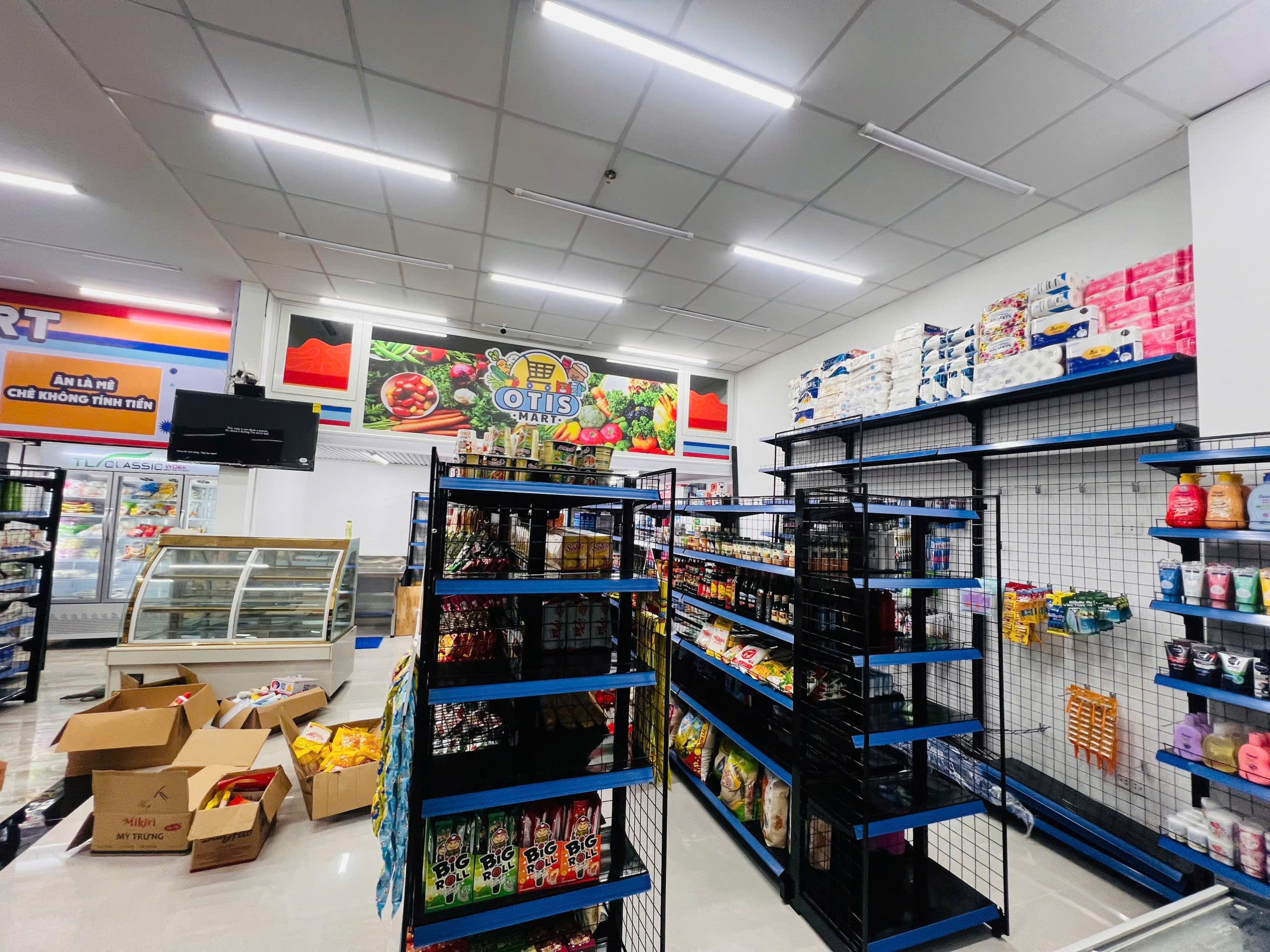 Thiết kế thi công siêu thị mini Otis Mart